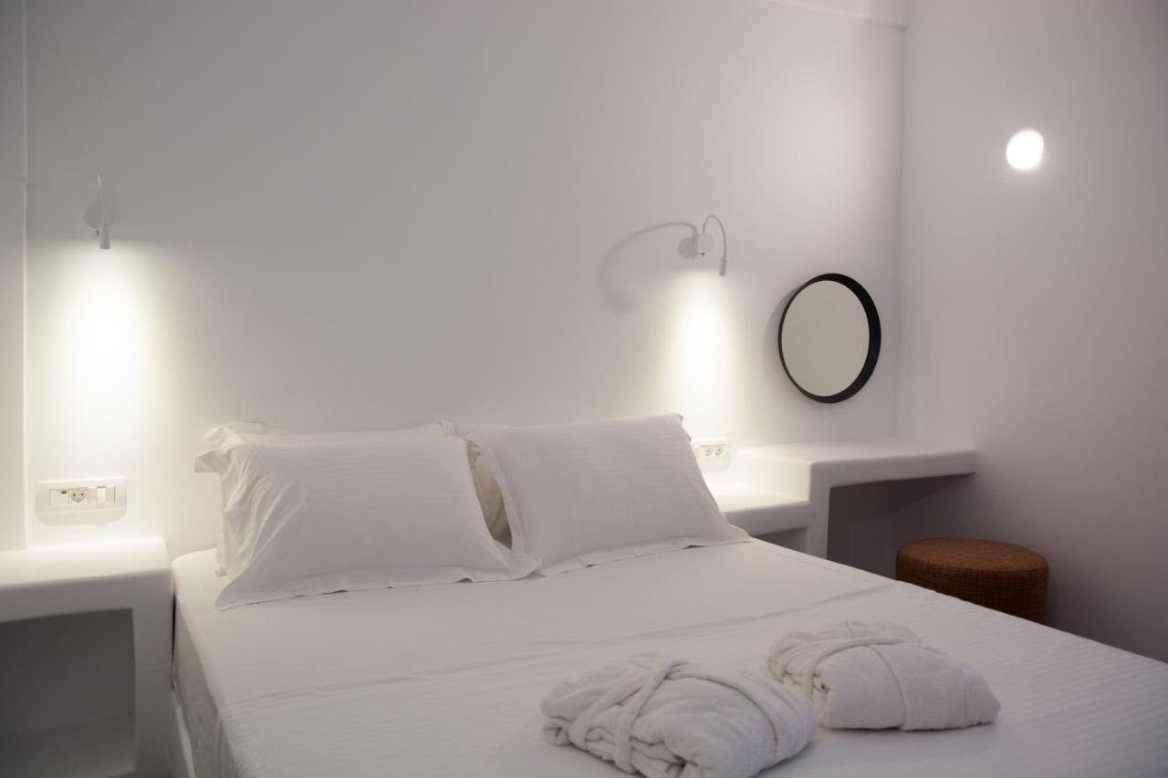 Amphitrite Suites Santorini Vothon Exterior photo