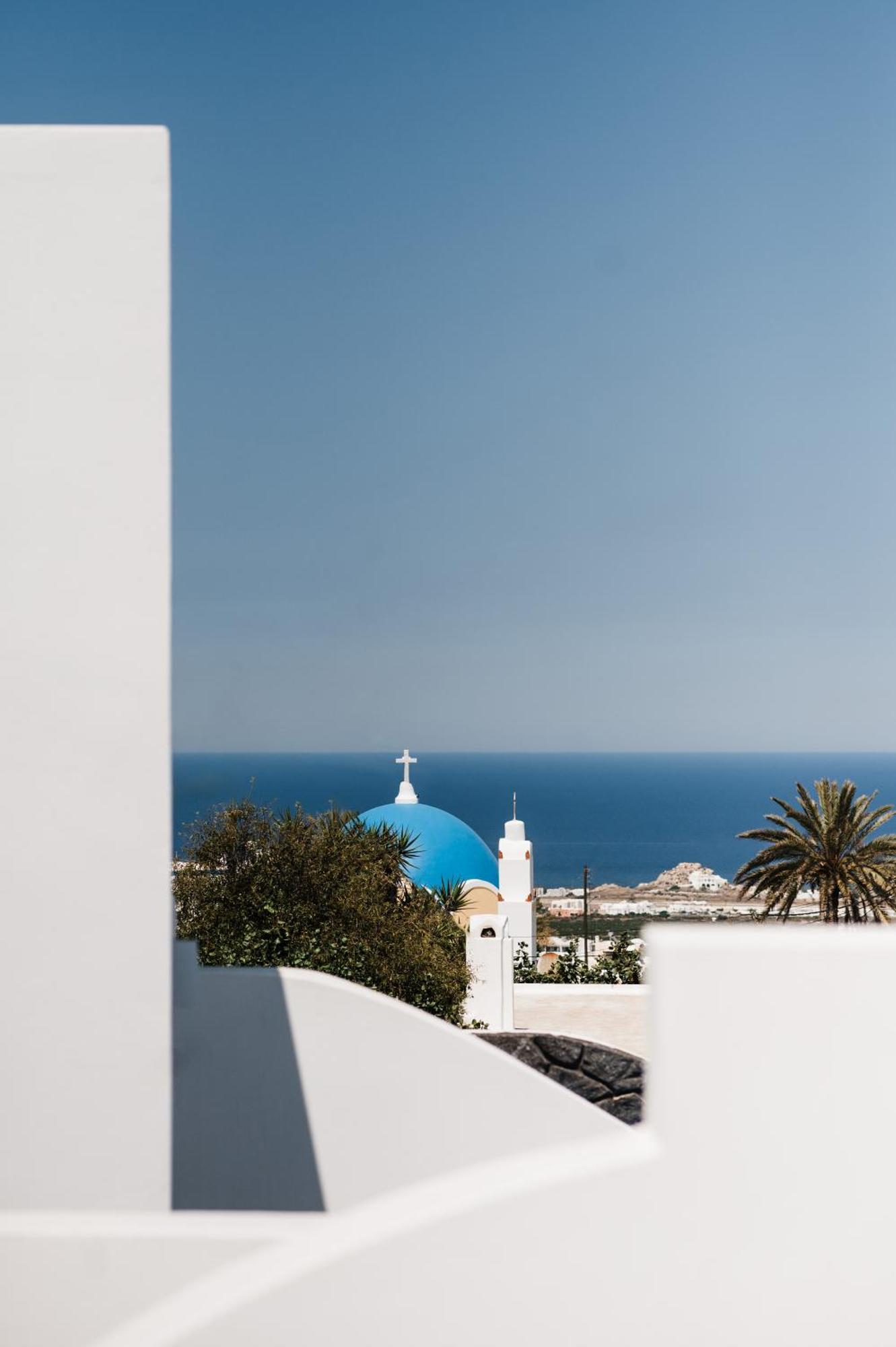 Amphitrite Suites Santorini Vothon Exterior photo
