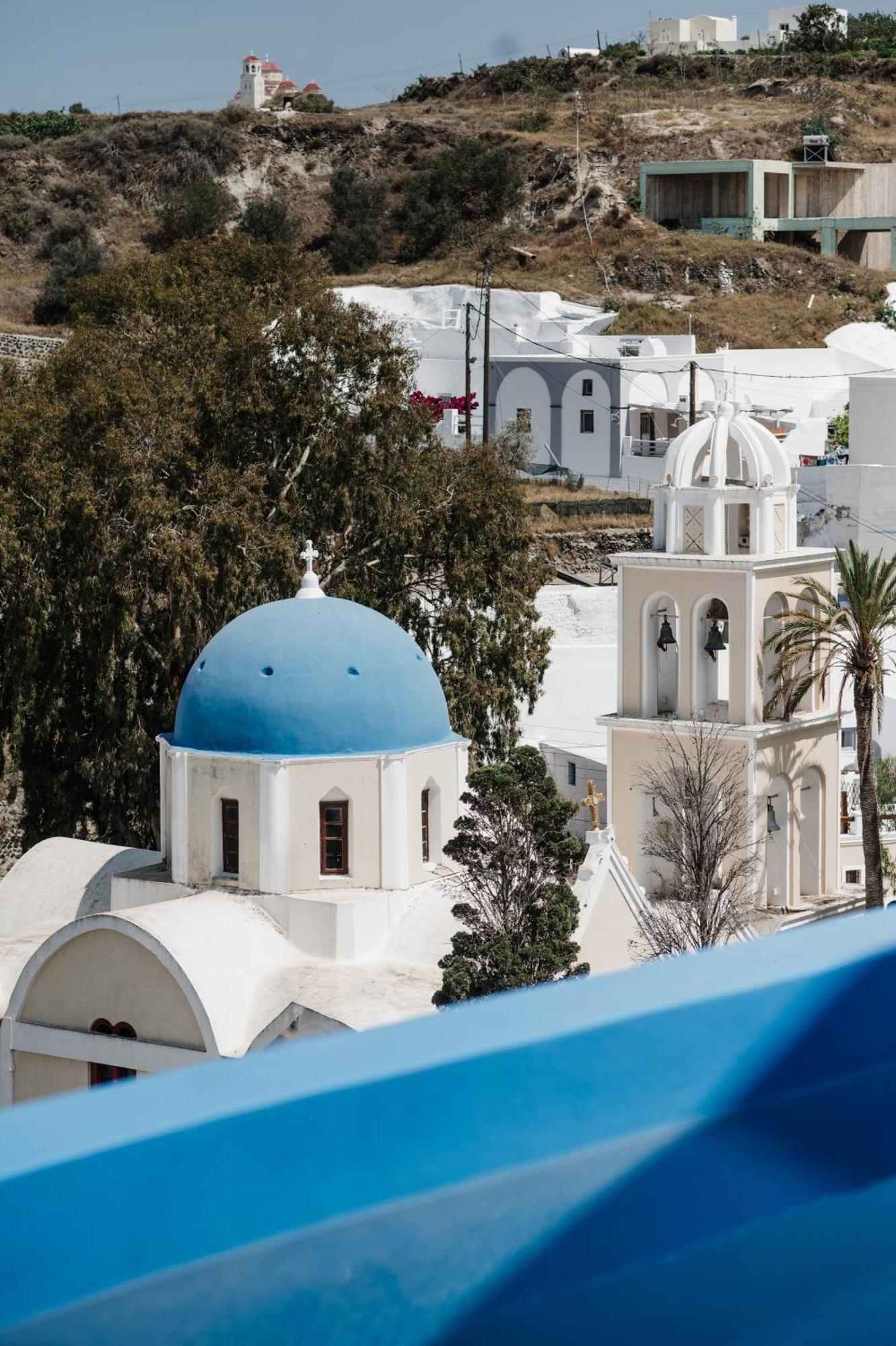 Amphitrite Suites Santorini Vothon Exterior photo