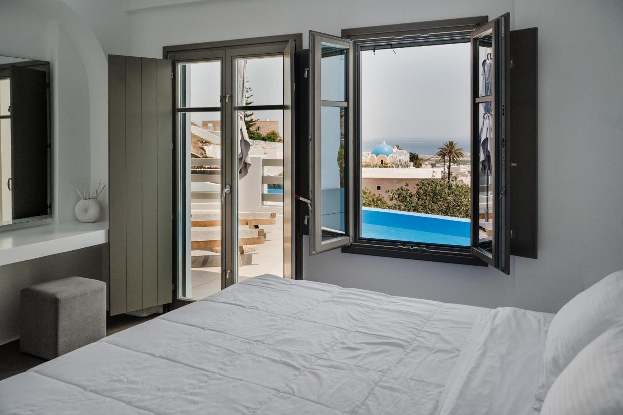 Amphitrite Suites Santorini Vothon Exterior photo