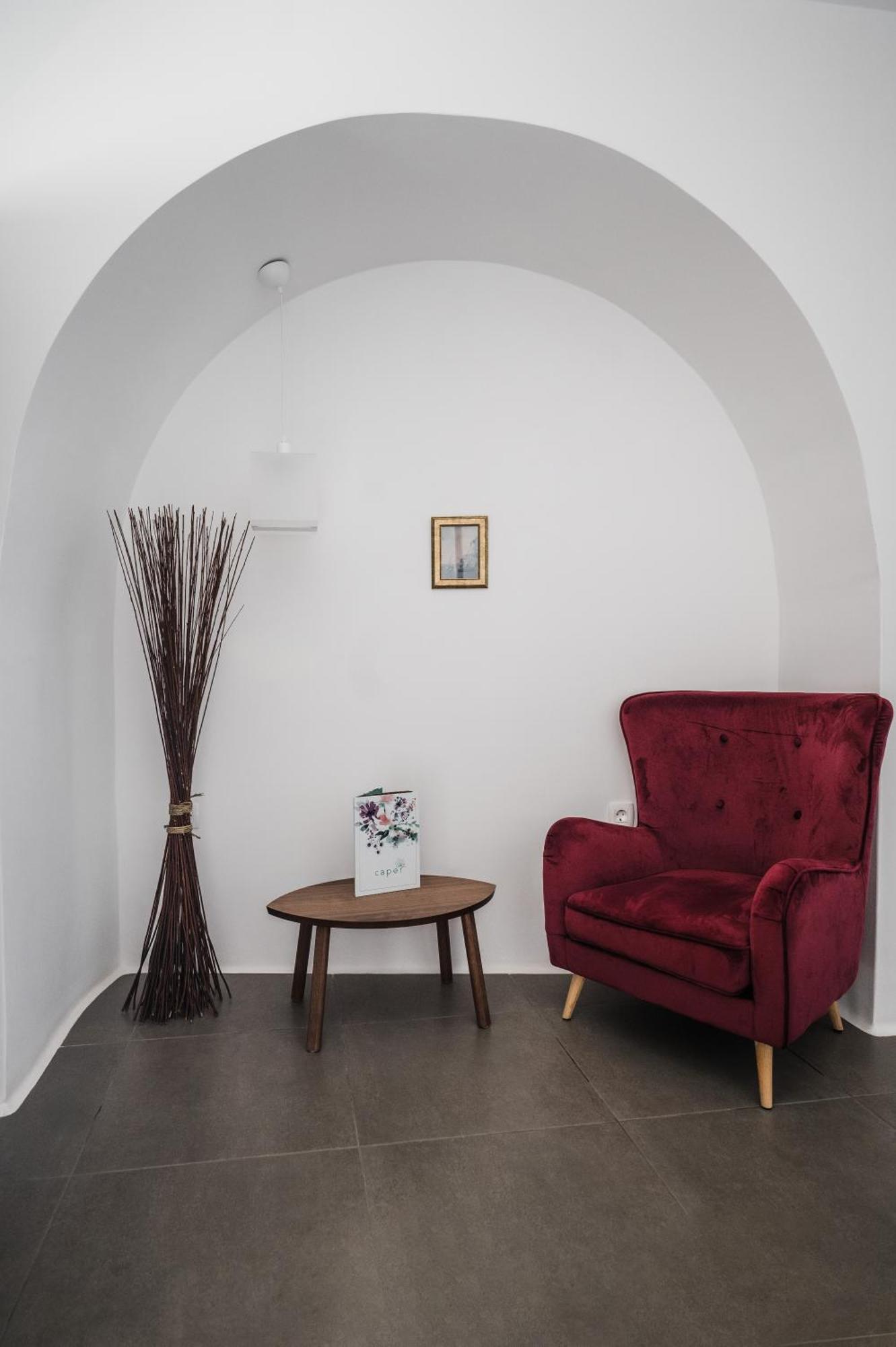 Amphitrite Suites Santorini Vothon Room photo