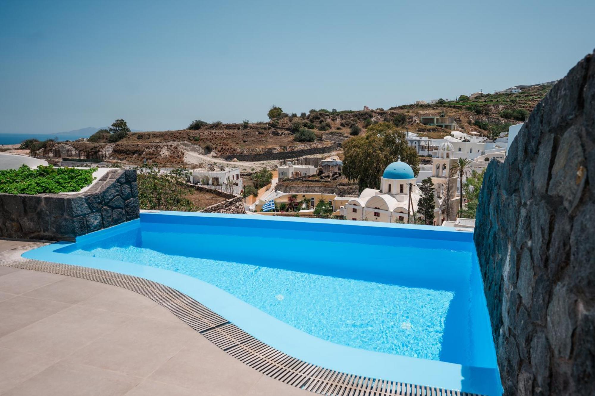 Amphitrite Suites Santorini Vothon Room photo
